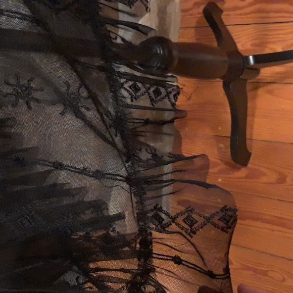 Sheer lace & mesh nightie - Picture 3 of 7